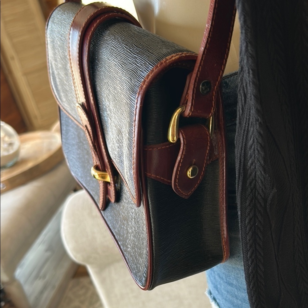 Bollini Genuine Italian Leather Black and Brown Crossbody Bag Classic Structured - Picture 5 of 16